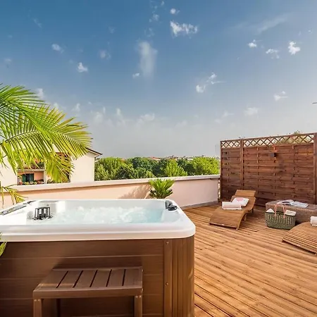 Rooftop Sealavie, Private Jacuzzi, 아파트