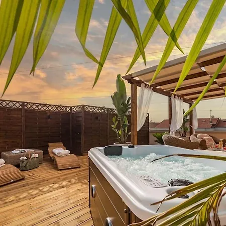 Appartement Rooftop Sealavie, Private Jacuzzi, *